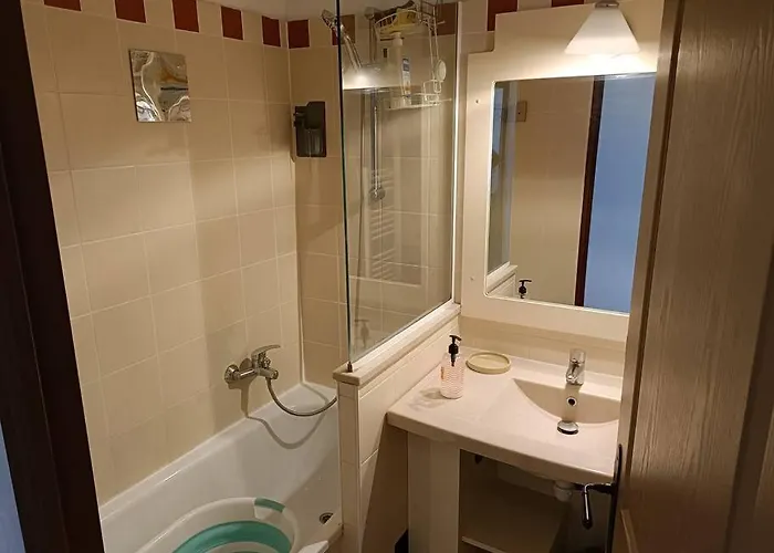 Superbe T4 Cap D'agde, Front De Mer, 3 Chambres, Piscine, Clim, Parking, Balcon