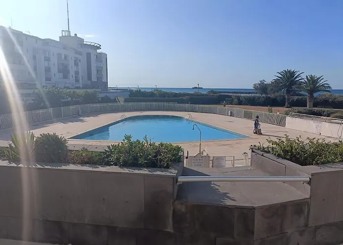 Superbe T4 Cap D'agde, Front De Mer, 3 Chambres, Piscine, Clim, Parking, Balcon Agde